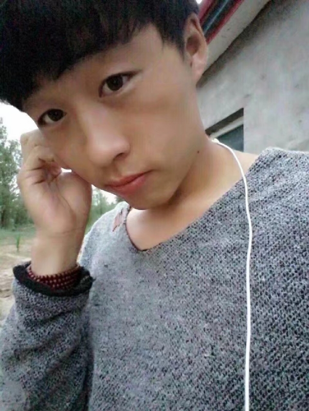 小胡的第一张照片--南充相亲服务中心
