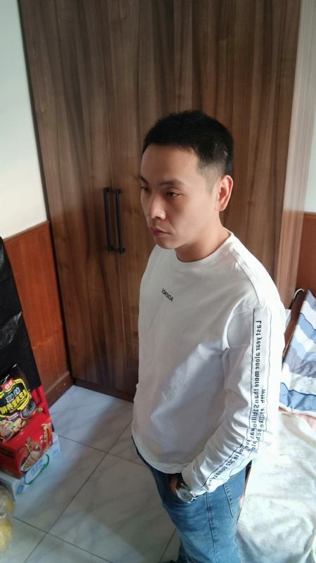 没有蜡笔的小航的第一张照片--南充相亲服务中心