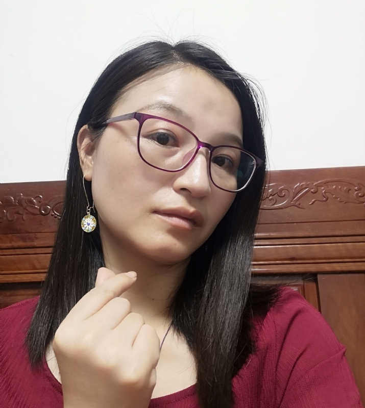 妹叮的第一张照片--南充相亲服务中心