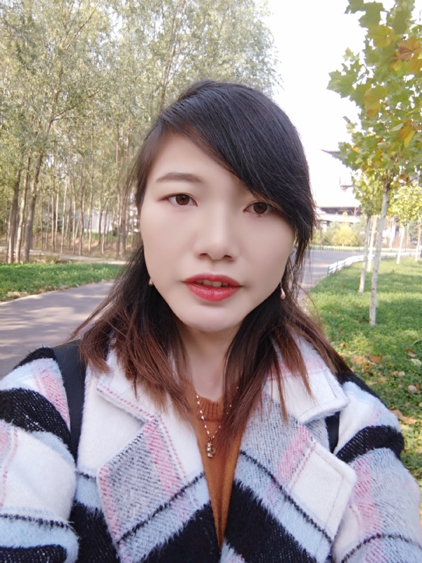 hely的第一张照片--南充相亲服务中心