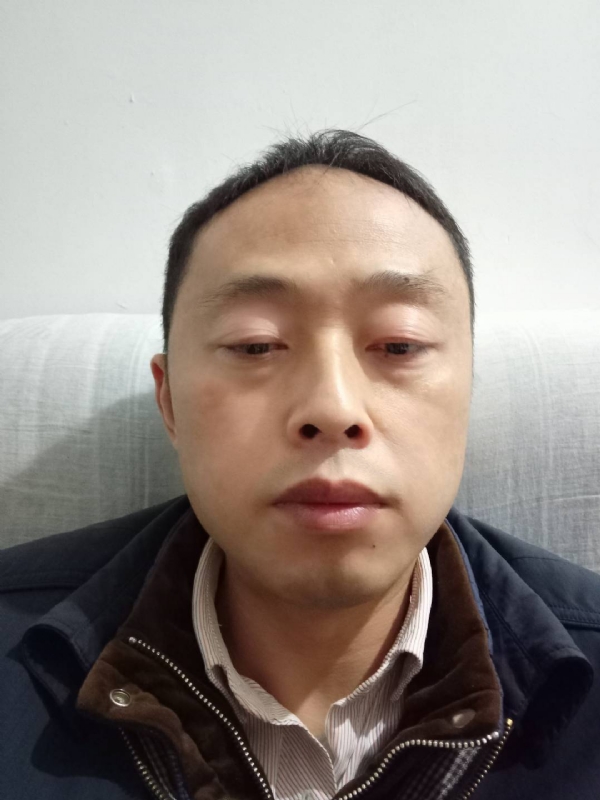 阳光的第一张照片--南充相亲服务中心