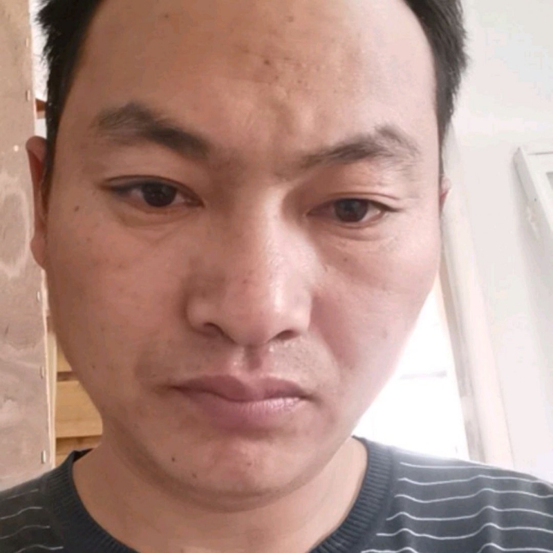 黎离的第一张照片--南充相亲服务中心
