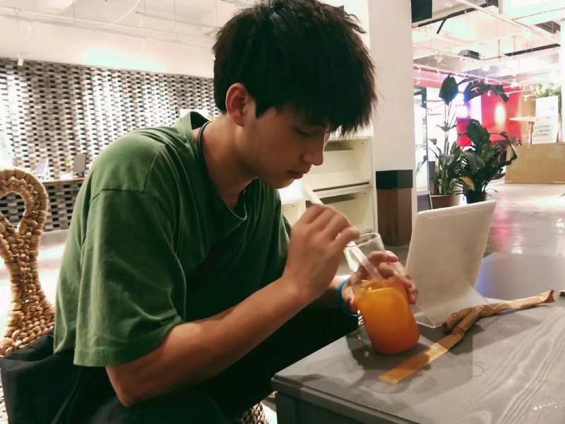 一花一世界的第一张照片--南充相亲服务中心