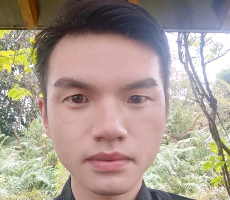 彬彬有礼的第二张照片--南充相亲服务中心