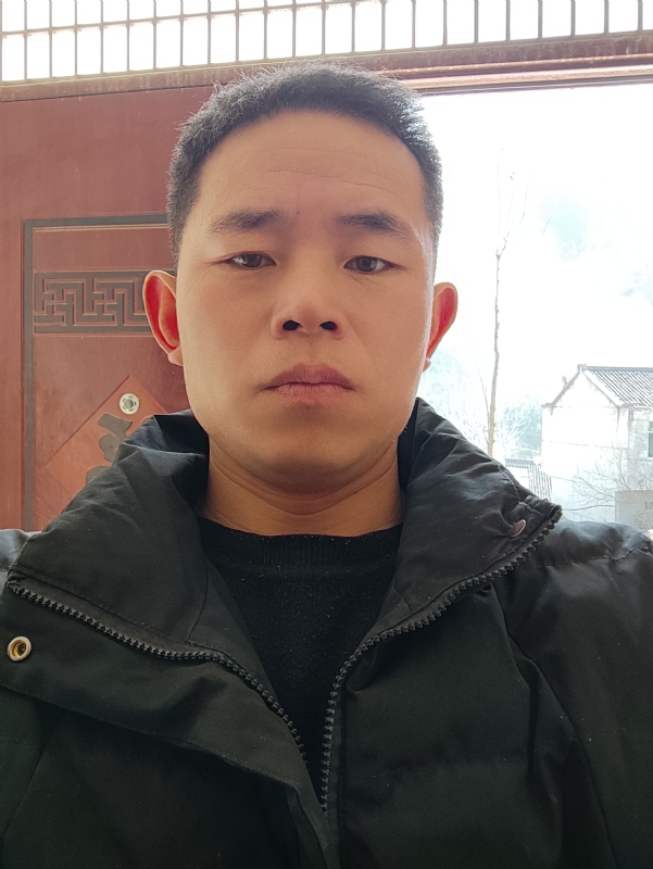 勇敢的成长的第一张照片--南充相亲服务中心