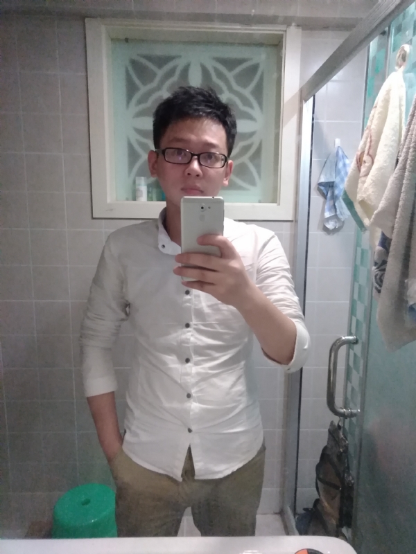 花谢魂伤的第二张照片--南充相亲服务中心