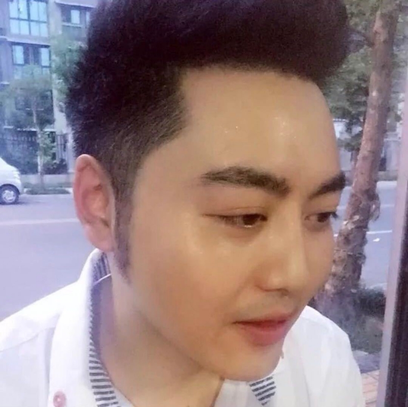 加油吧少年的第一张照片--南充相亲服务中心