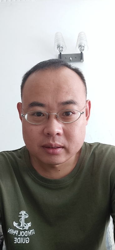 虫儿飞的第一张照片--南充相亲服务中心