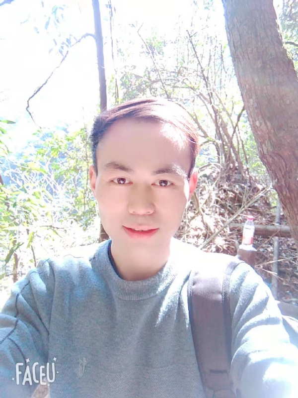 阿龙的第一张照片--南充相亲服务中心