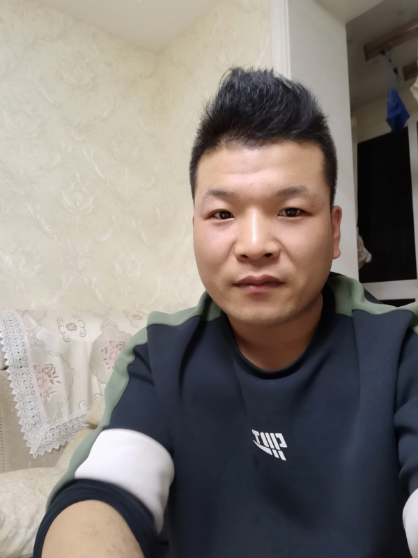 小猪猪的第一张照片--南充相亲服务中心