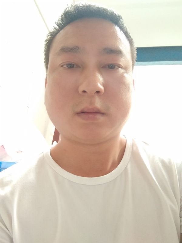 大叔的第一张照片--南充相亲服务中心