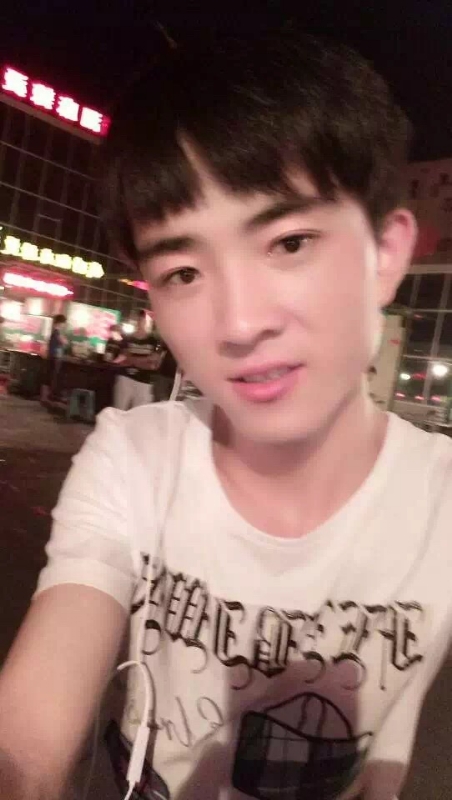 小先生的第一张照片--南充相亲服务中心