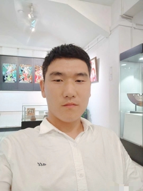 自律人生的第一张照片--南充相亲服务中心
