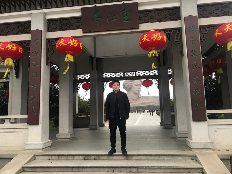 风继续吹的第一张照片--南充相亲服务中心