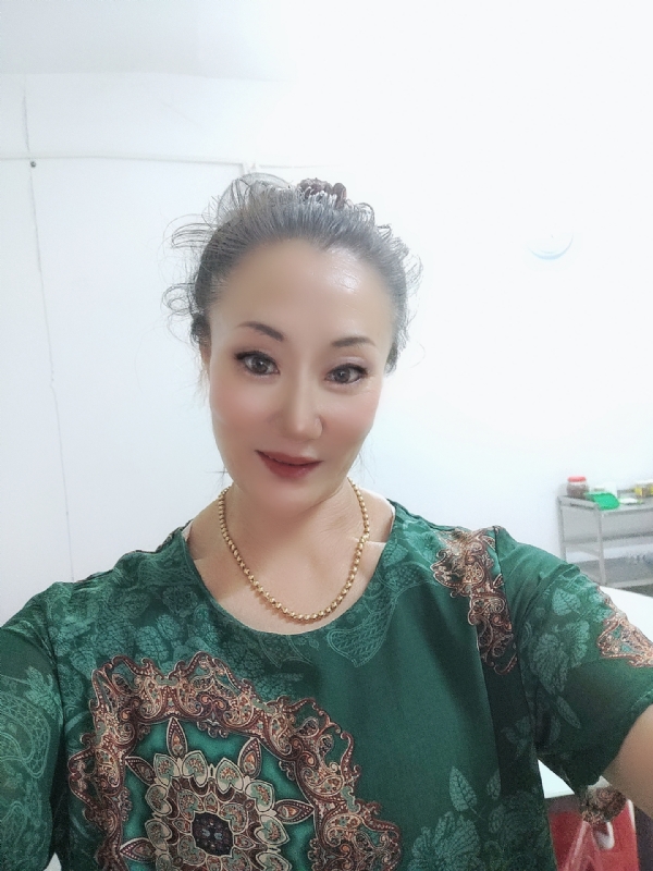 燕子的第二张照片--南充相亲服务中心