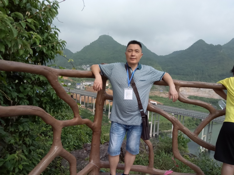岁月无声的第一张照片--南充相亲服务中心