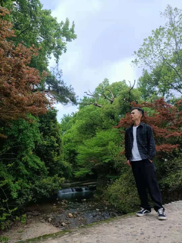 小白的第一张照片--南充相亲服务中心