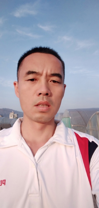 大头鱼的第一张照片--南充相亲服务中心