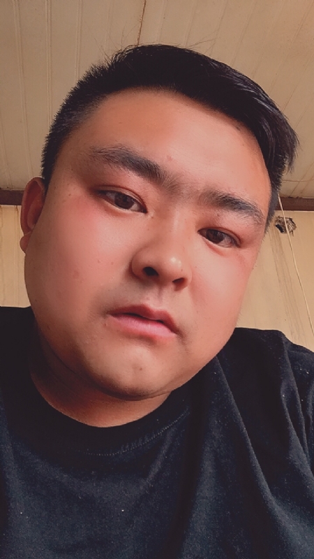 爱我所爱的第一张照片--南充相亲服务中心