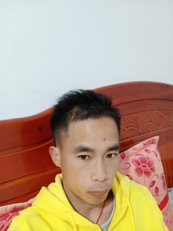 小biu崽的第一张照片--南充相亲服务中心