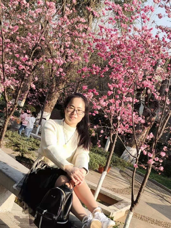 Nancy的第一张照片--南充相亲服务中心
