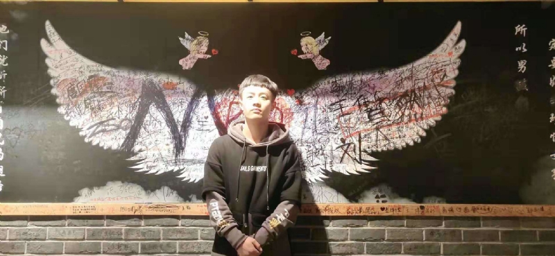 水彩画师的第一张照片--南充相亲服务中心