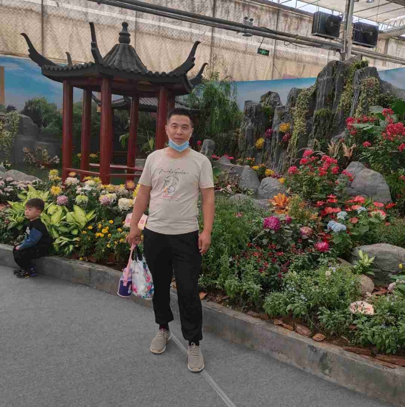 受伤的痴情男的第一张照片--南充相亲服务中心