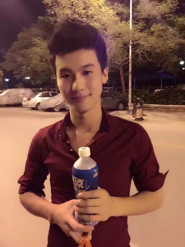 皮特王的第三张照片--南充相亲服务中心