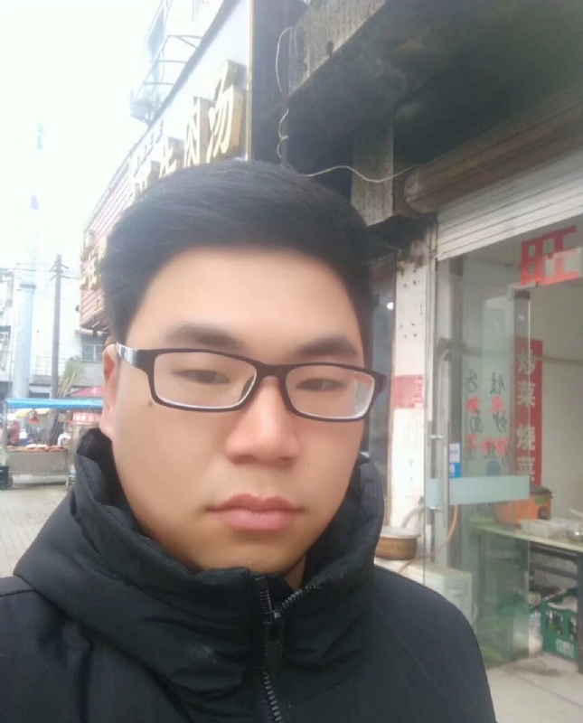 枯叶??的第一张照片--南充相亲服务中心