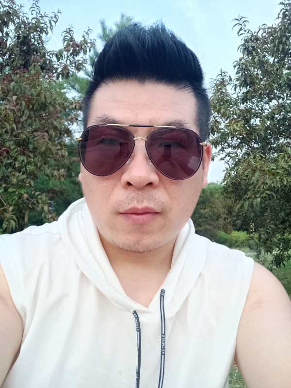 等风来的第二张照片--南充相亲服务中心