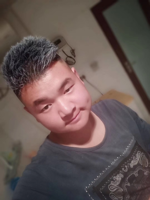 李子木的第二张照片--南充相亲服务中心