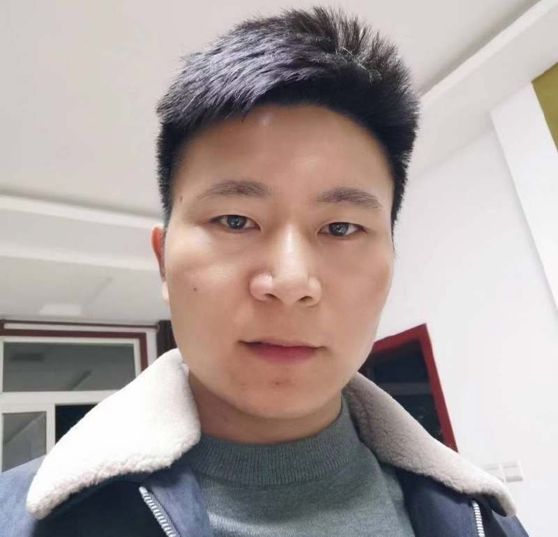 延峰的第一张照片--南充相亲服务中心