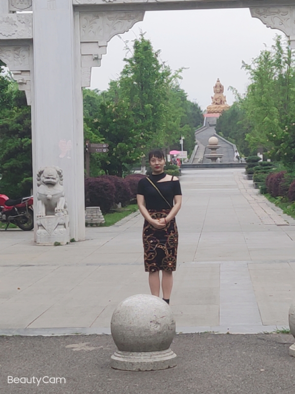 魏沐阳子的第三张照片--南充相亲服务中心