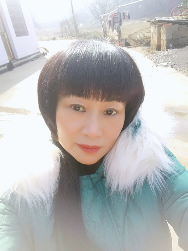 金鱼儿的第一张照片--南充相亲服务中心