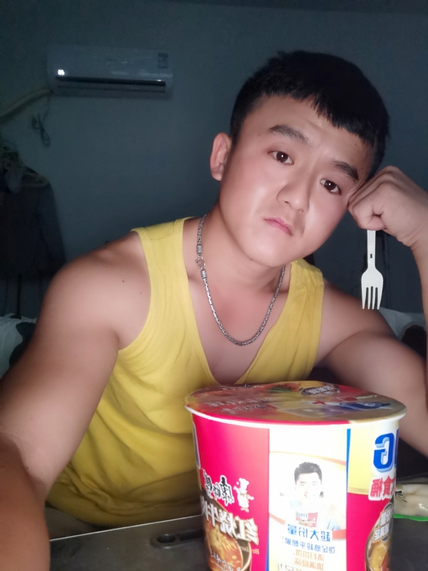 飞飞的第三张照片--南充相亲服务中心