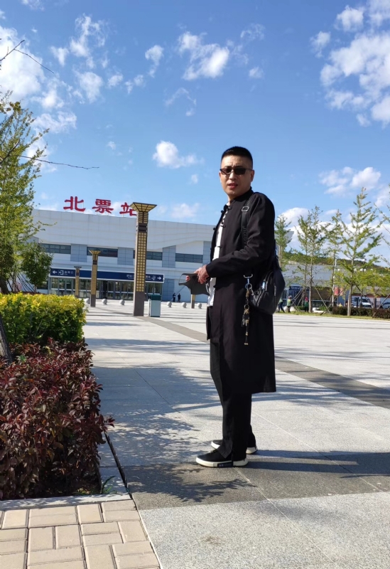 仟佰渡的第一张照片--南充相亲服务中心