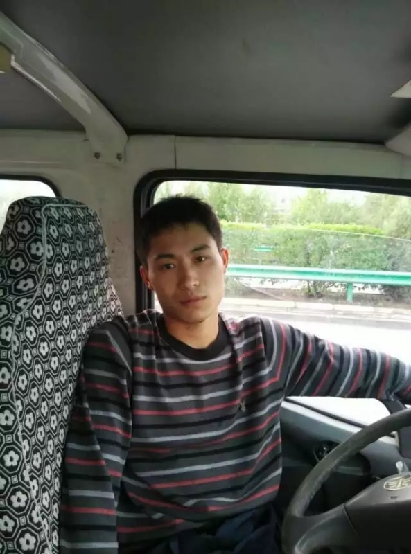 桦树林的第一张照片--南充相亲服务中心