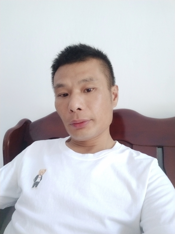 年少轻狂的第一张照片--南充相亲服务中心