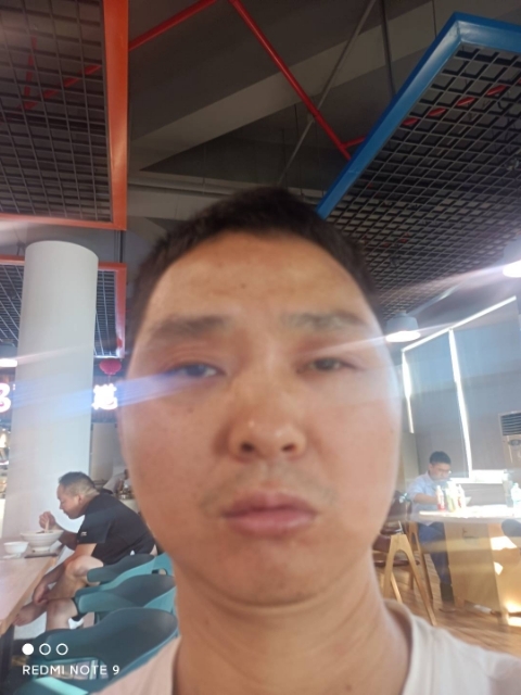 专情、互爱的第二张照片--南充相亲服务中心