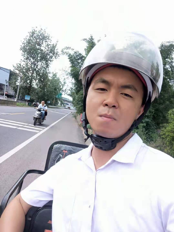 紧张死了的第一张照片--南充相亲服务中心