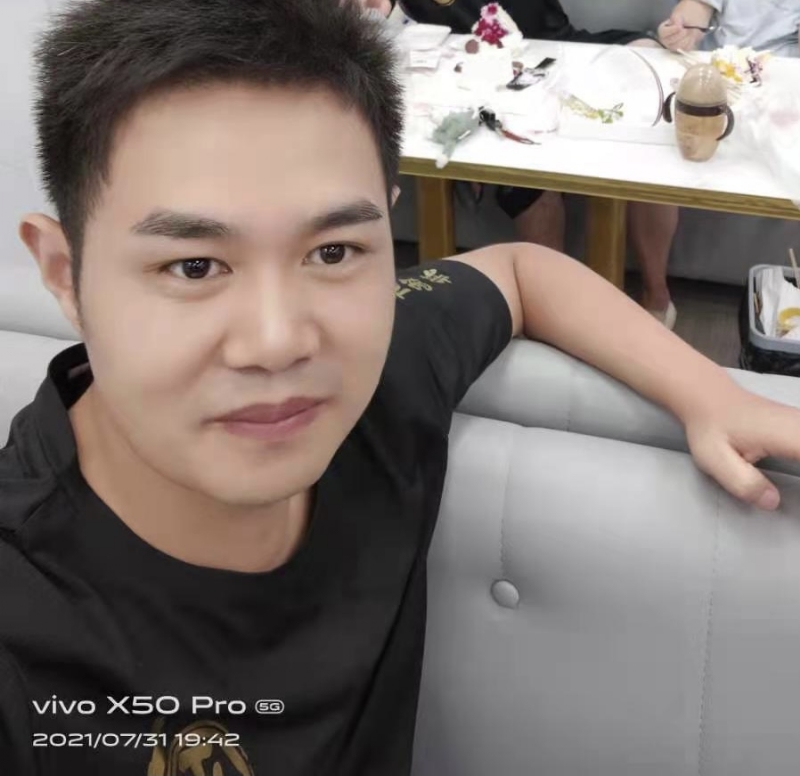 阳洋杨的第一张照片--南充相亲服务中心