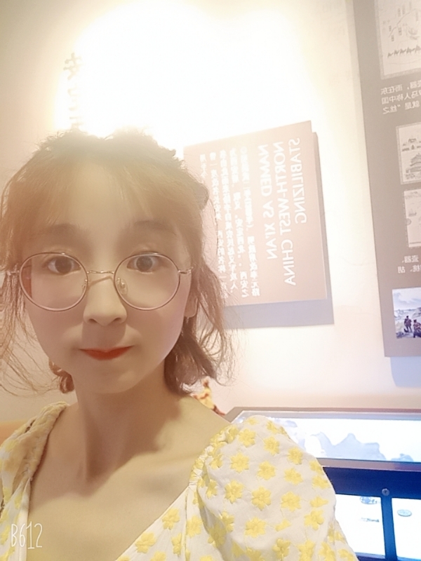 吴小小的第一张照片--南充相亲服务中心