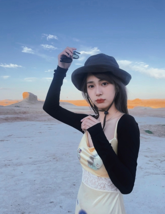 英姐的第一张照片--南充相亲服务中心