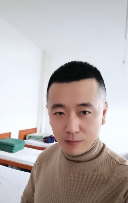 随风的第二张照片--南充相亲服务中心