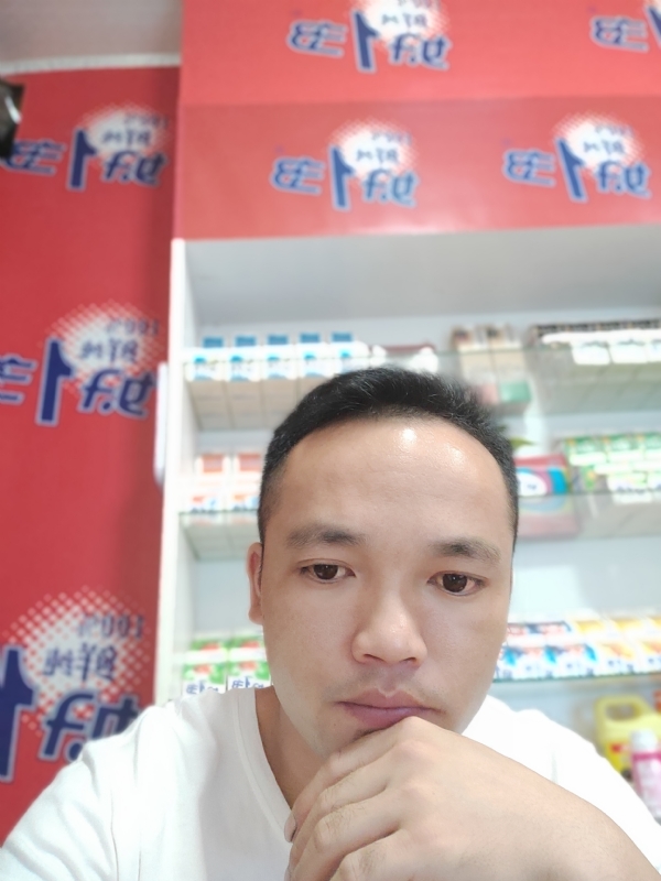 小老弟的第一张照片--南充相亲服务中心