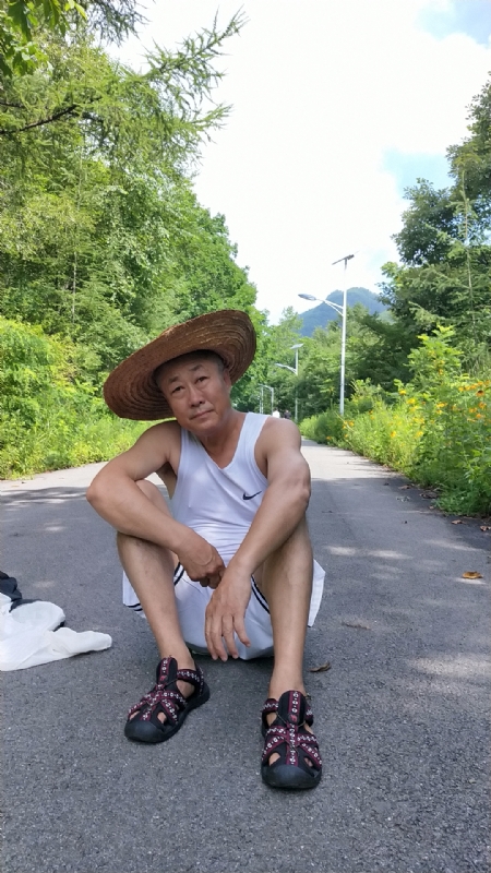 真诚寻伴的第一张照片--南充相亲服务中心