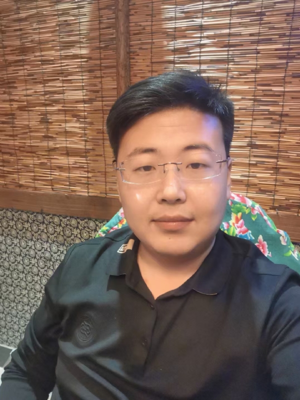 刘先生的第一张照片--南充相亲服务中心