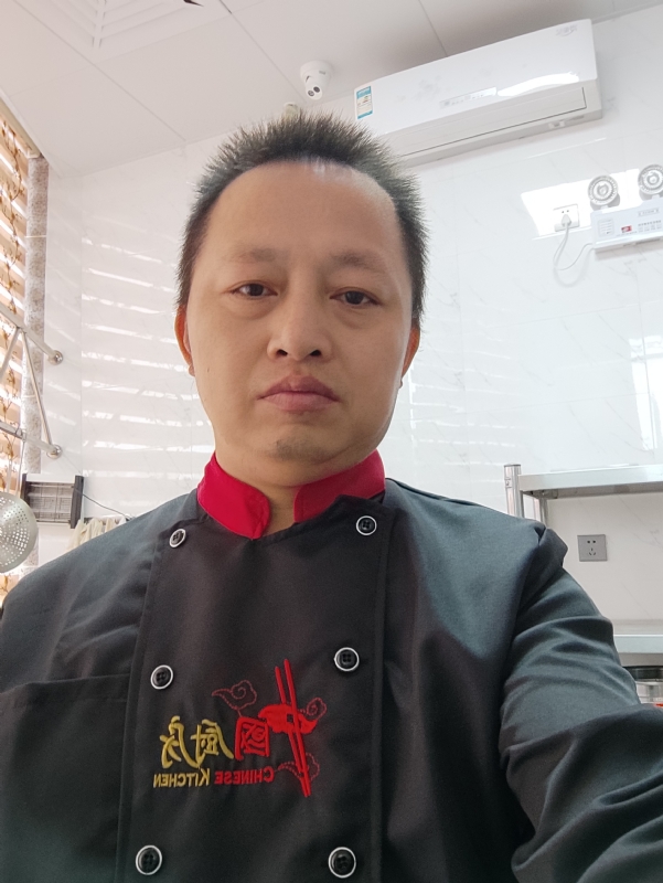 圆梦的第三张照片--南充相亲服务中心