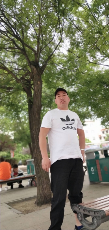 啊包g的第一张照片--南充相亲服务中心