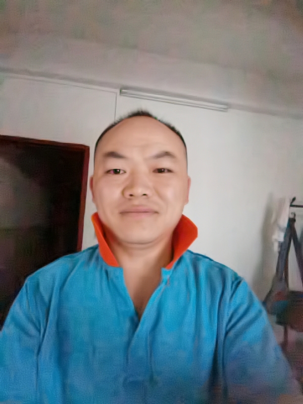 与子携老的第四张照片--南充相亲服务中心